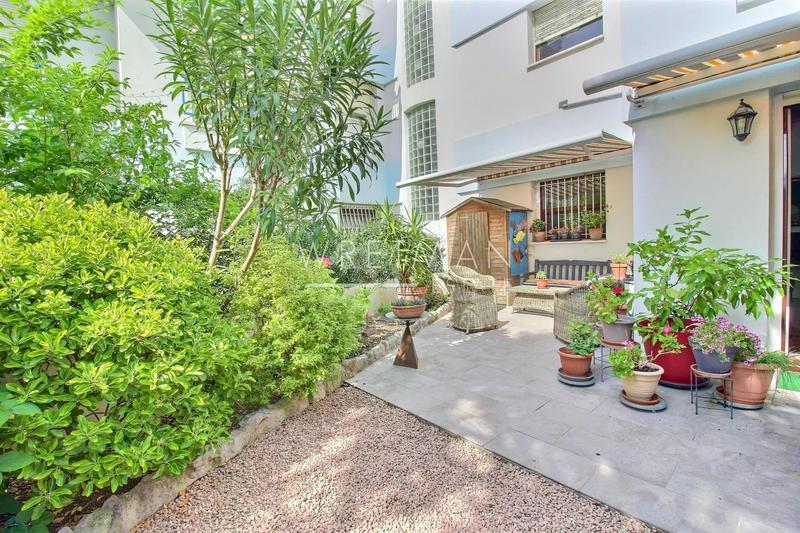 Appartement - 85 m² - 3 pièces