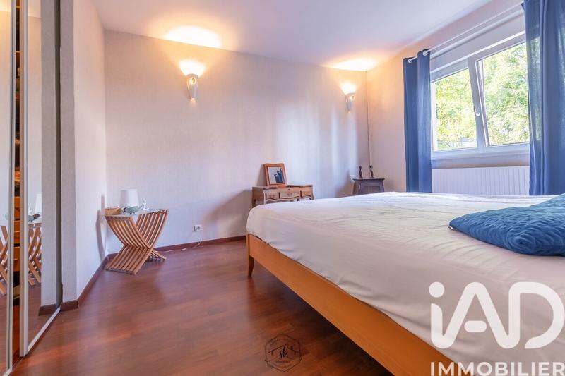 Maison de village - 208 m² - 7 pièces