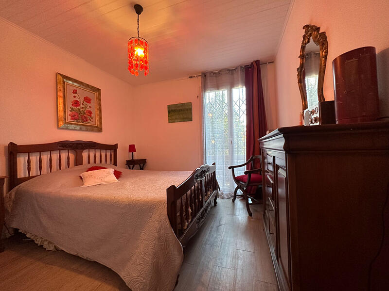 Appartement - 85 m² - 3 pièces