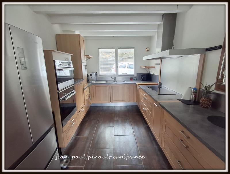 Maison - 172 m² - 7 pièces