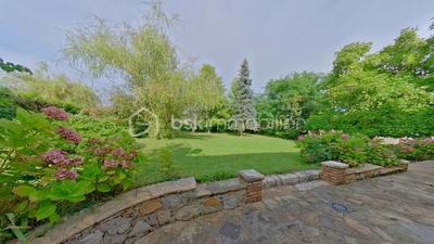 Propriété - 149 m² - 6 pièces