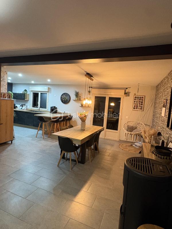 Maison - 120 m² - 6 pièces