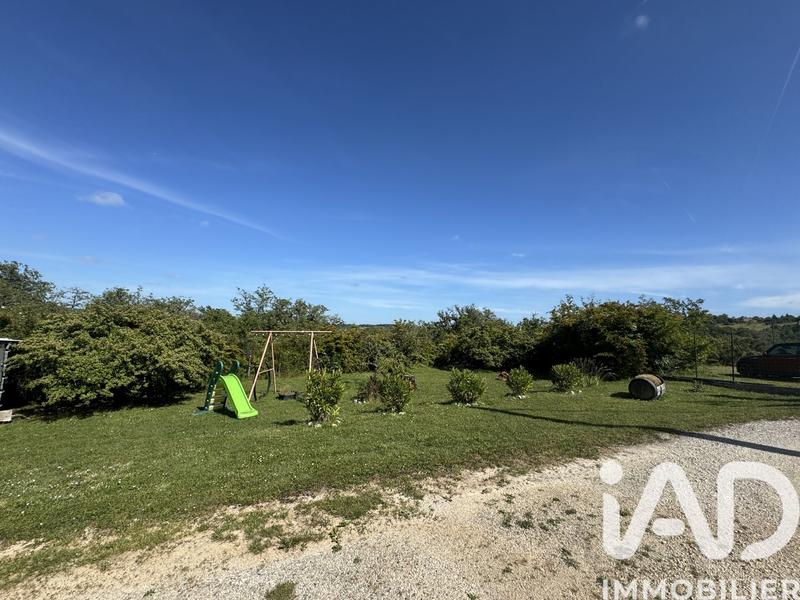 Maison - 95 m² - 6 pièces