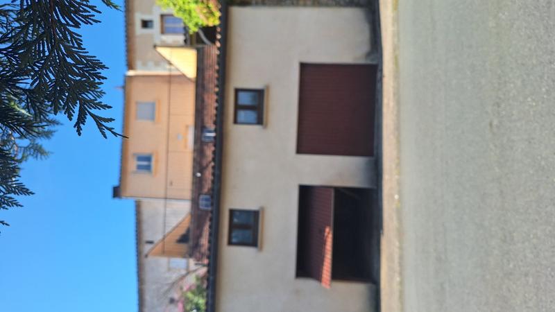 Maison - 90 m² - 3 pièces