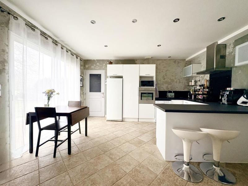 Villa - 130 m² - 4 pièces