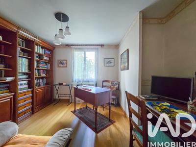 Maison - 104 m² - 6 pièces