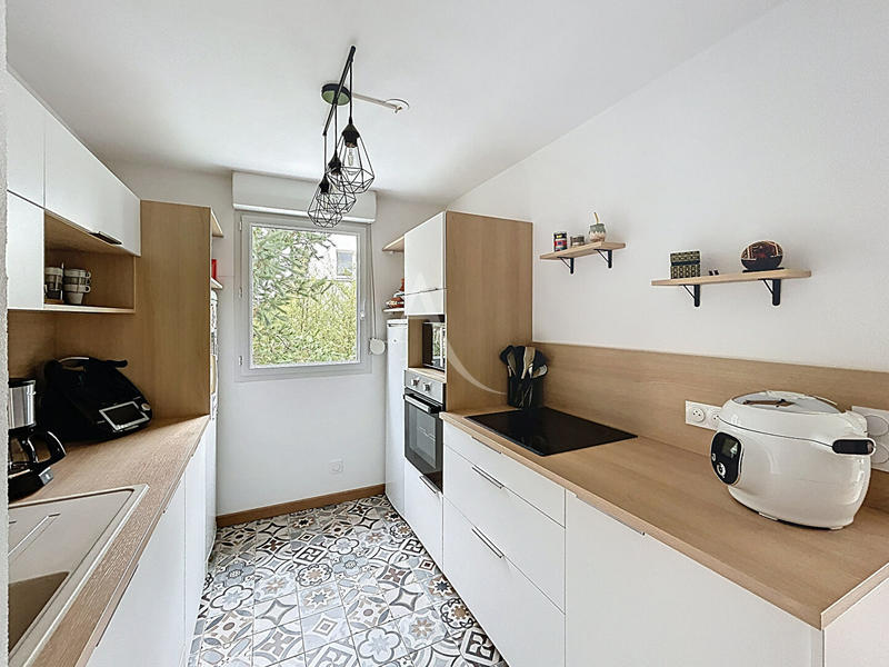 Appartement - 64 m² - 3 pièces