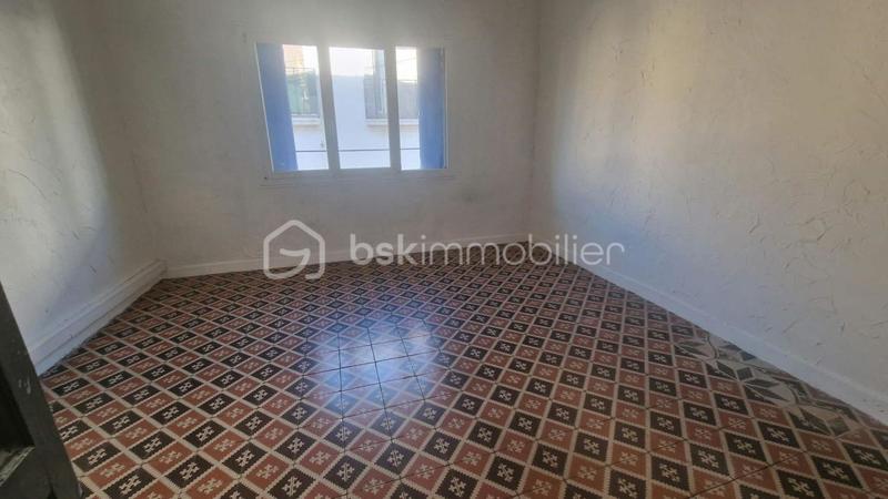 Maison - 246 m² - 10 pièces