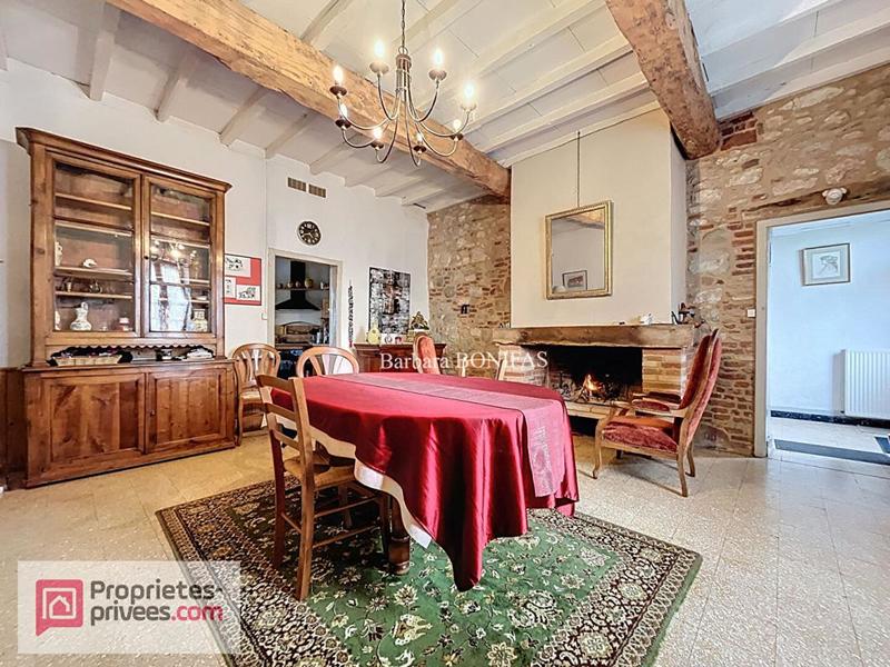 Maison - 340 m² - 10 pièces