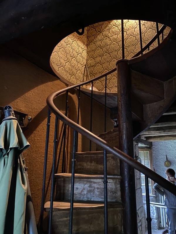 Maison ancienne - 225 m² - 9 pièces