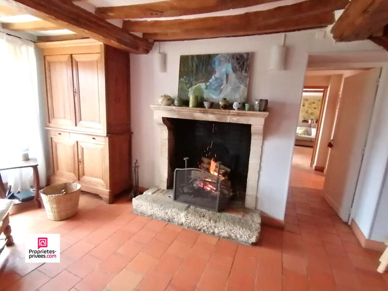 Maison - 220 m² - 6 pièces