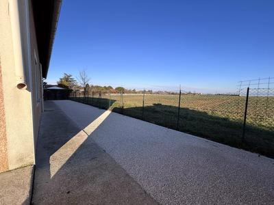 Maison - 247 m² - 7 pièces