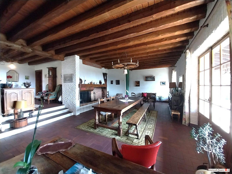 Mas - 183 m² - 6 pièces