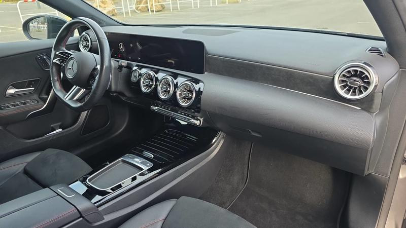 Mercedes Classe a 2023 200 163 7g-Dct Amg Line