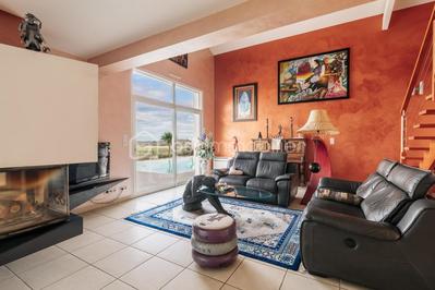 Maison - 164 m² - 6 pièces