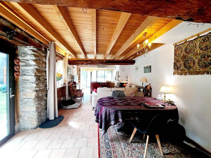 Maison de village - 280 m² - 10 pièces