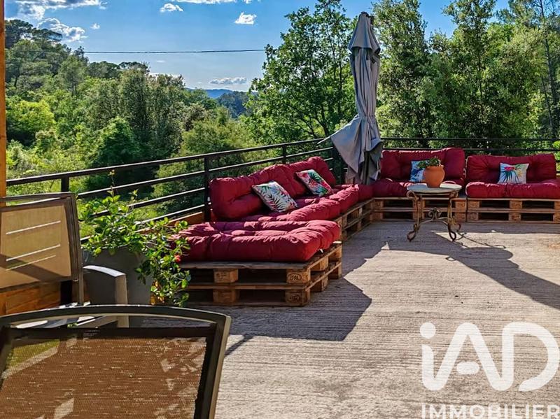 Maison - 88 m² - 3 pièces