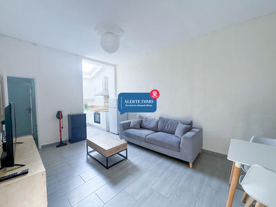 Maison - 80 m² - 5 pièces