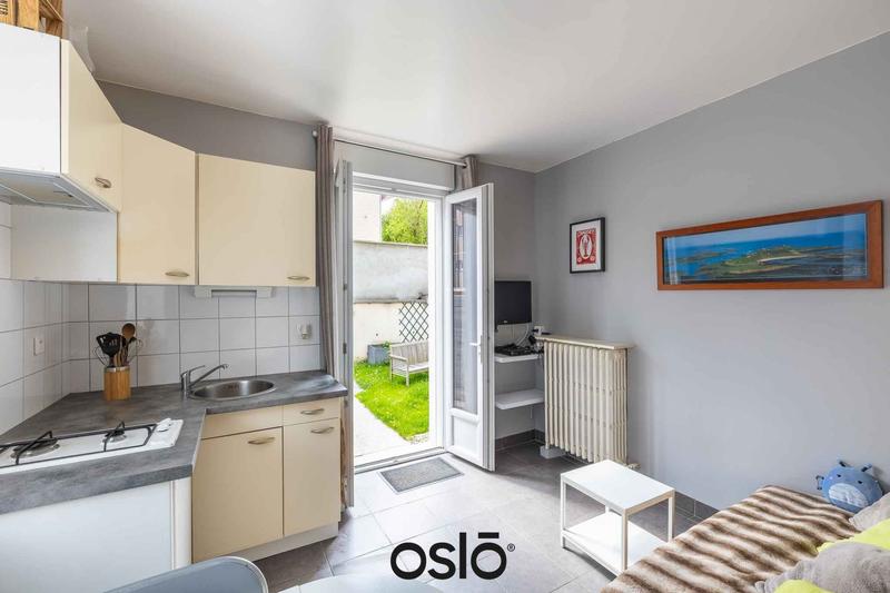 Maison - 282 m² - 12 pièces