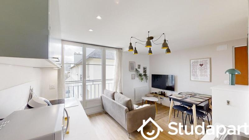 Chambre - 10 m² - 1 pièce