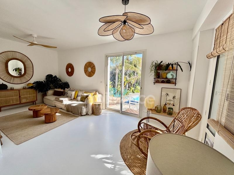 Maison - 121 m² - 5 pièces