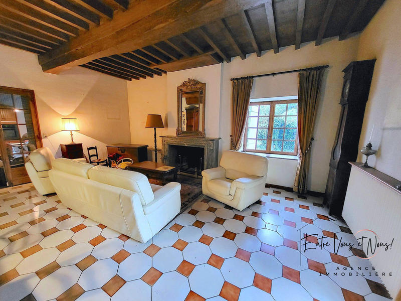 Maison - 336 m² - 8 pièces