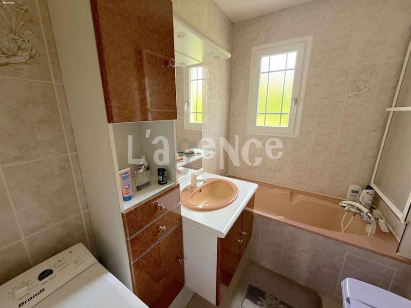 Pavillon - 90 m² - 5 pièces