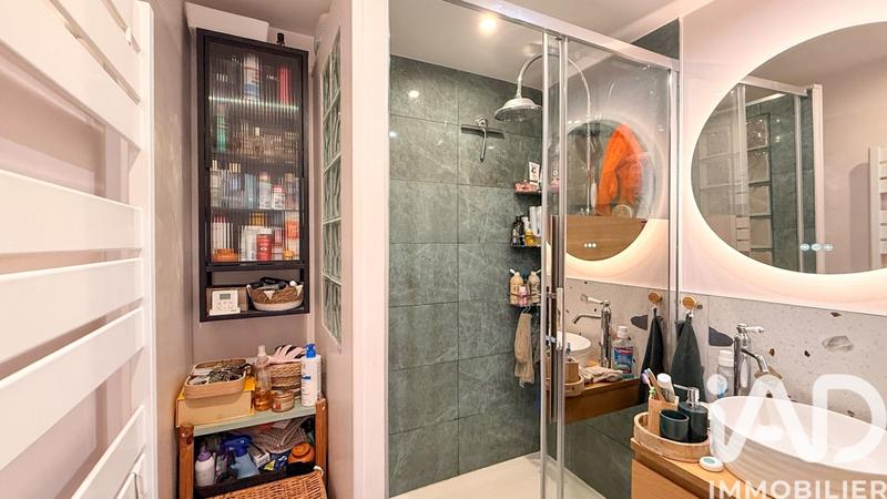 Appartement - 80 m² - 4 pièces