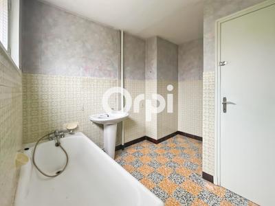 Maison - 87 m² - 5 pièces