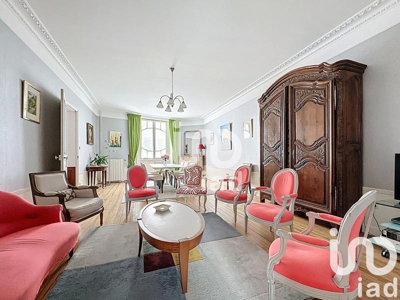 Maison de ville - 364 m² - 9 pièces