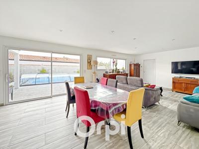 Maison - 128 m² - 5 pièces