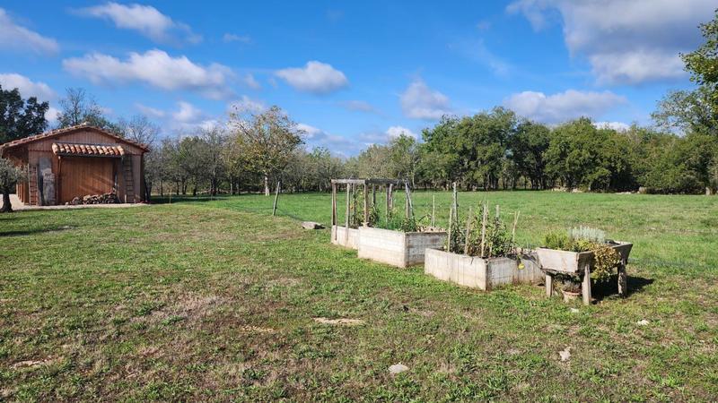 Maison - 260 m² - 6 pièces