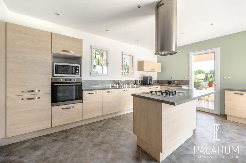 Villa - 152 m² - 5 pièces