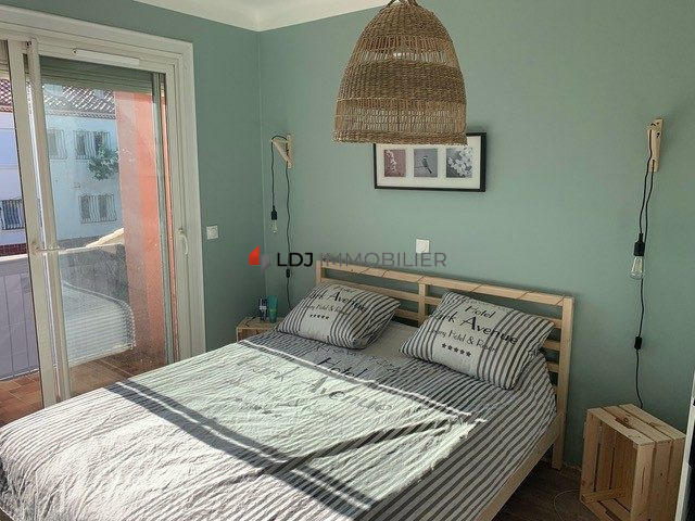 Appartement - 92 m² - 5 pièces