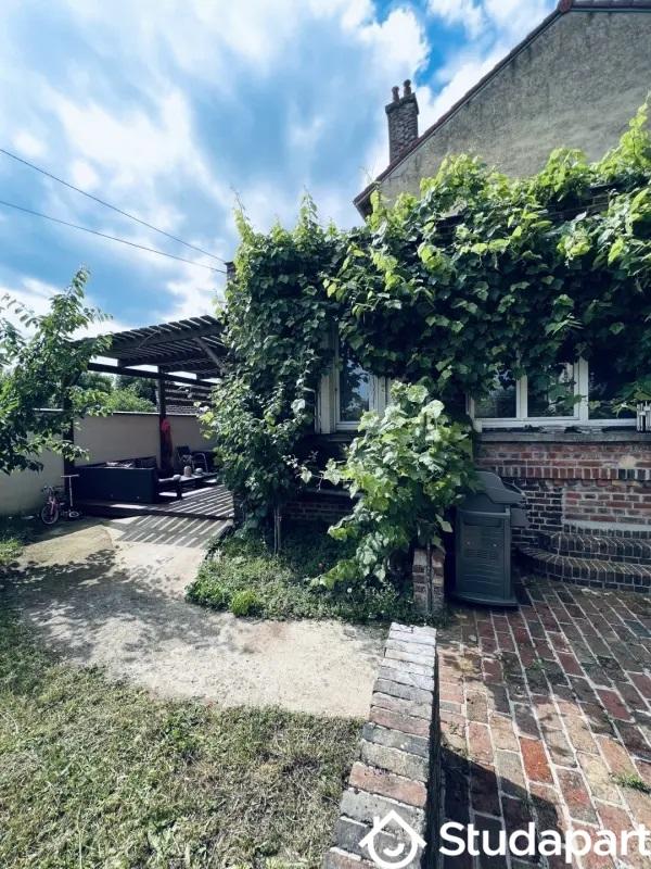 Chambre - 14 m² - 1 pièce