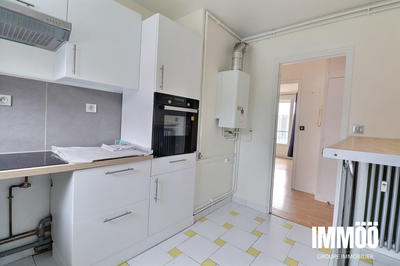 Appartement - 81 m² - 4 pièces