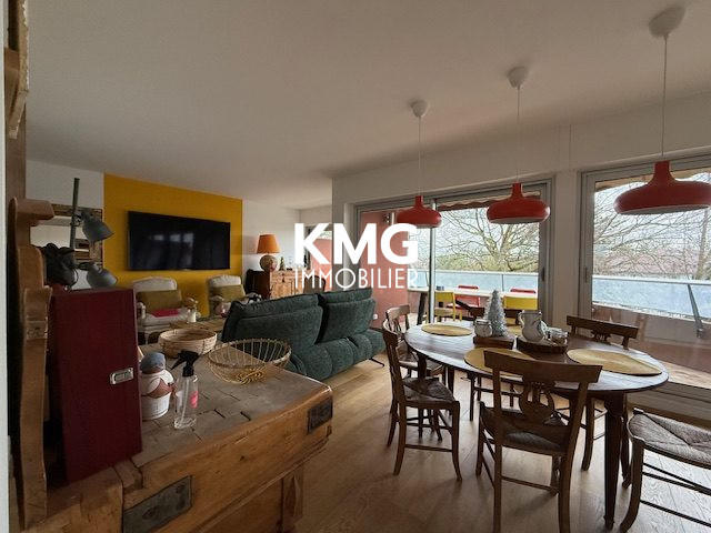 Appartement - 98 m² - 3 pièces