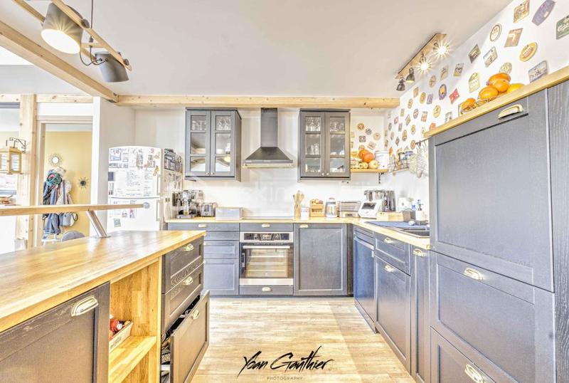 Maison - 181 m² - 8 pièces