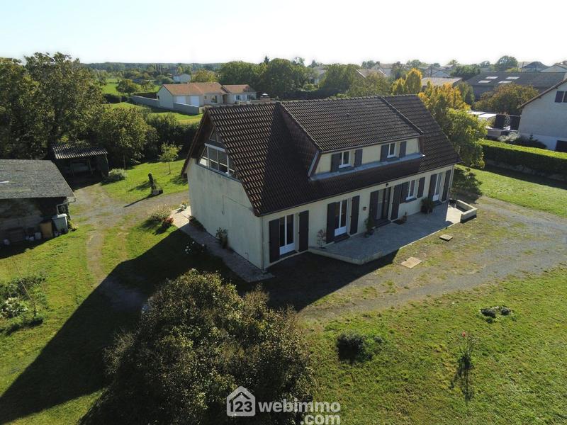 Maison - 207 m² - 6 pièces