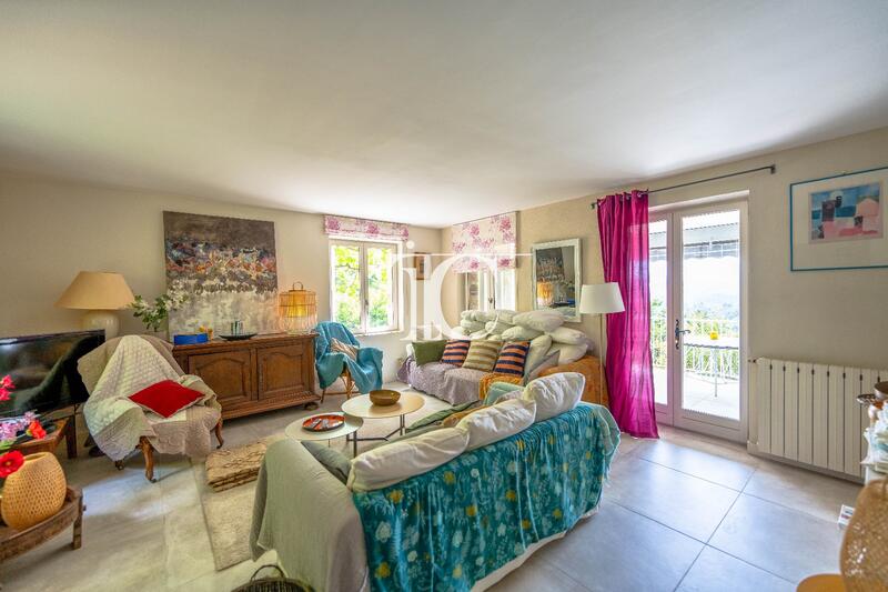 Maison - 178 m² - 7 pièces