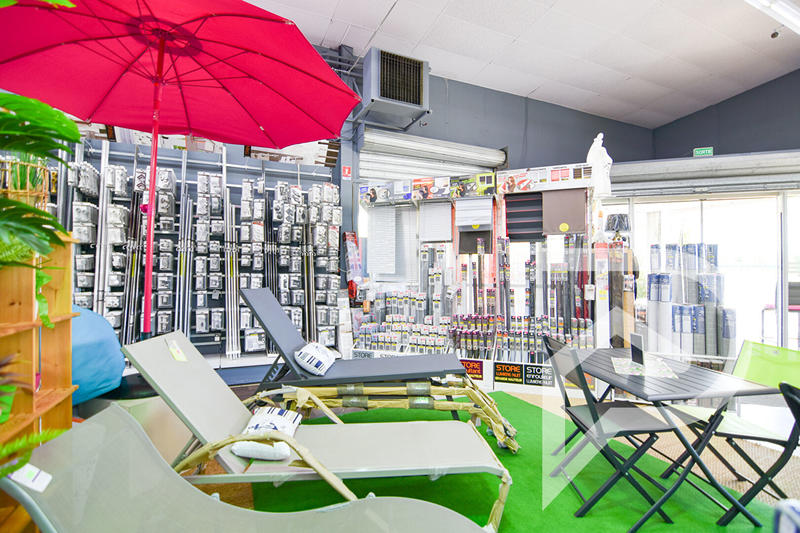 Fonds de commerce - 1 334 m²