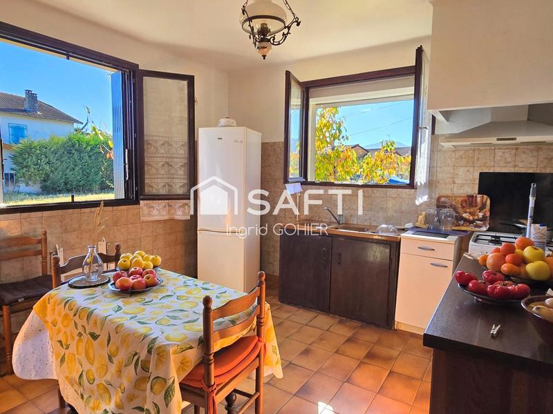 Maison - 121 m² - 6 pièces