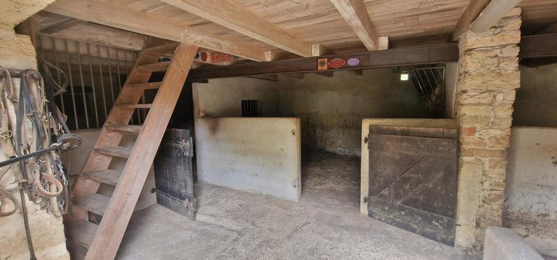 Propriété - 115 m² - 6 pièces