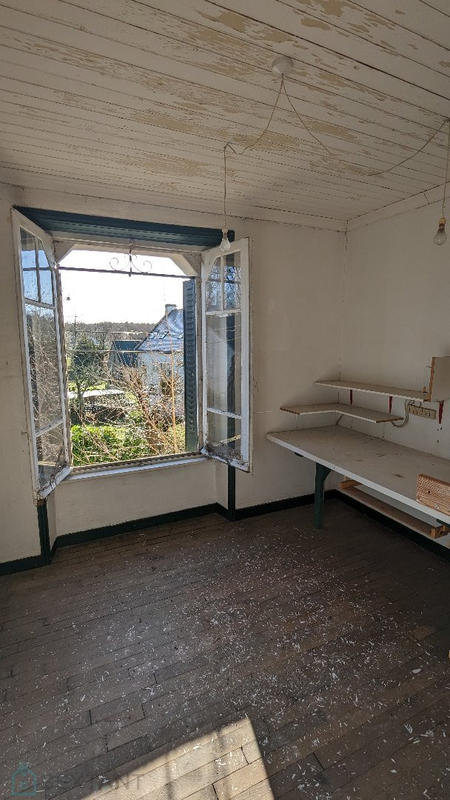 Maison - 335 m² - 15 pièces