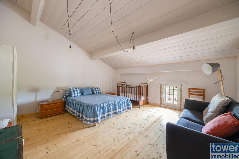 Maison - 188 m² - 5 pièces