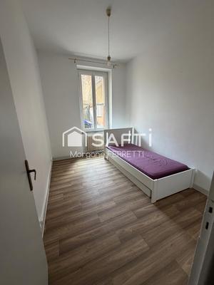 Appartement - 57 m² - 3 pièces