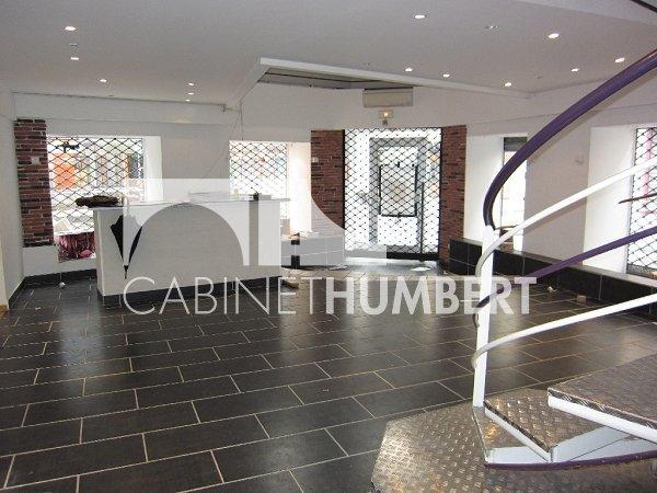 Local commercial - 311 m²