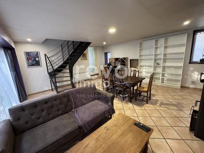 Maison - 190 m² - 9 pièces