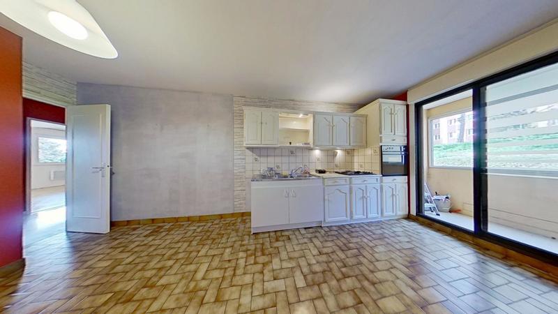 Appartement - 80 m² - 3 pièces