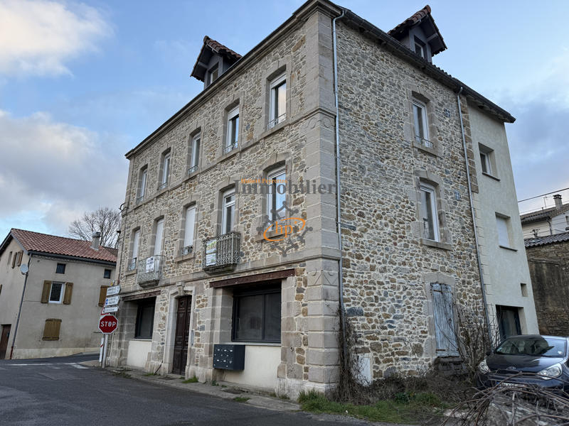 Local commercial - 110 m² - 1 pièce